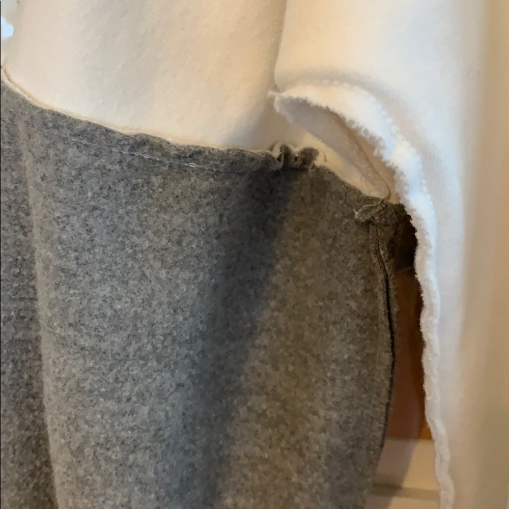 Liberty Garden white crochet sweatshirt - Picture 13 of 14